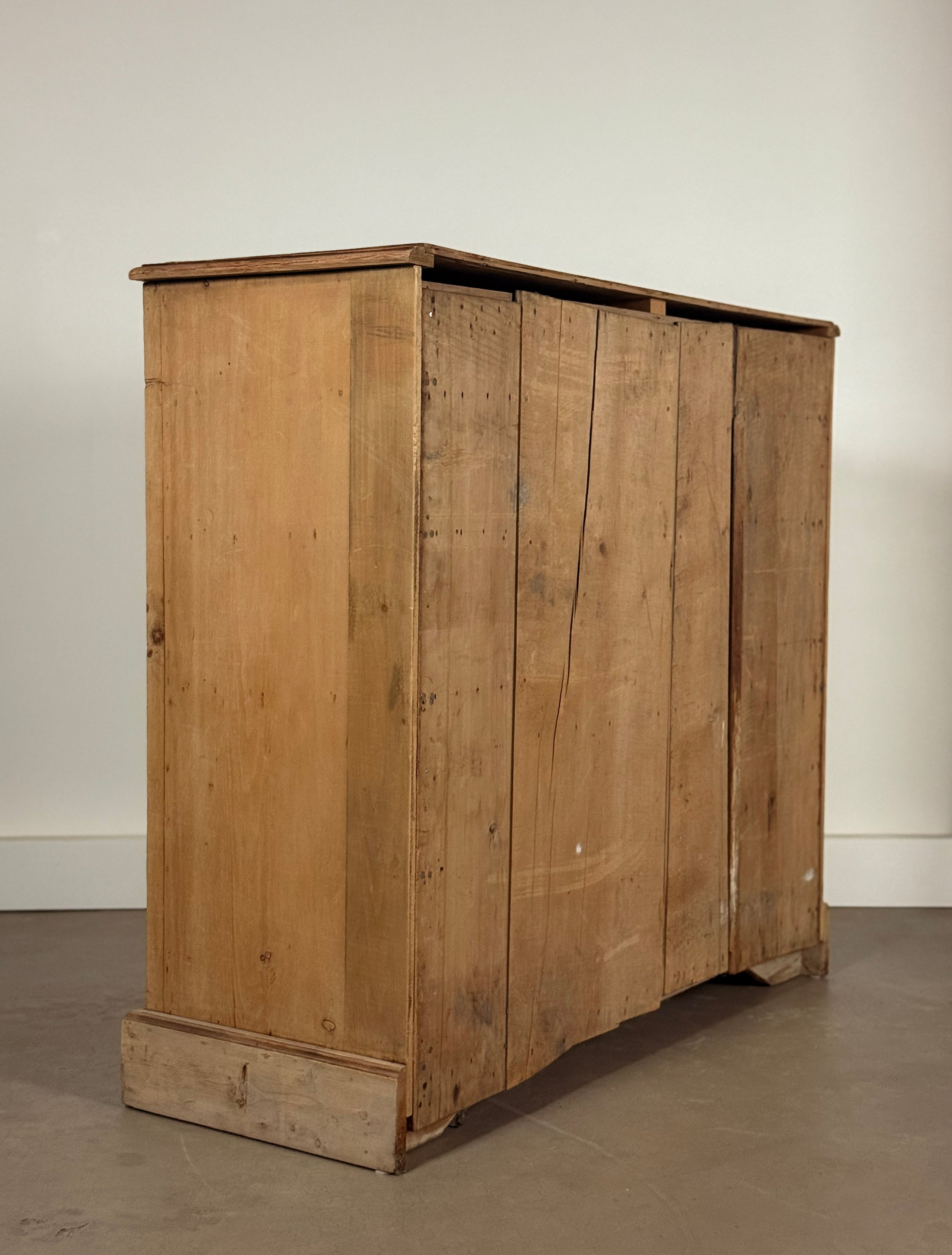 Antique English Chest of Drawers