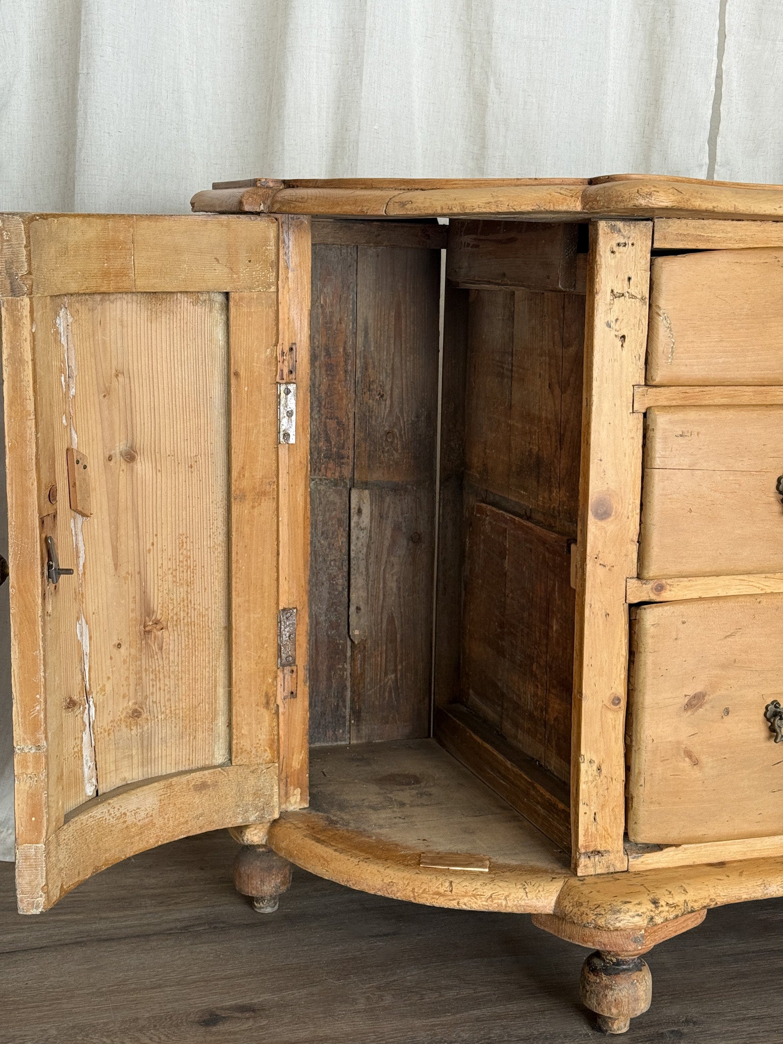 Antique Pine Demilune Sideboard/Dresser