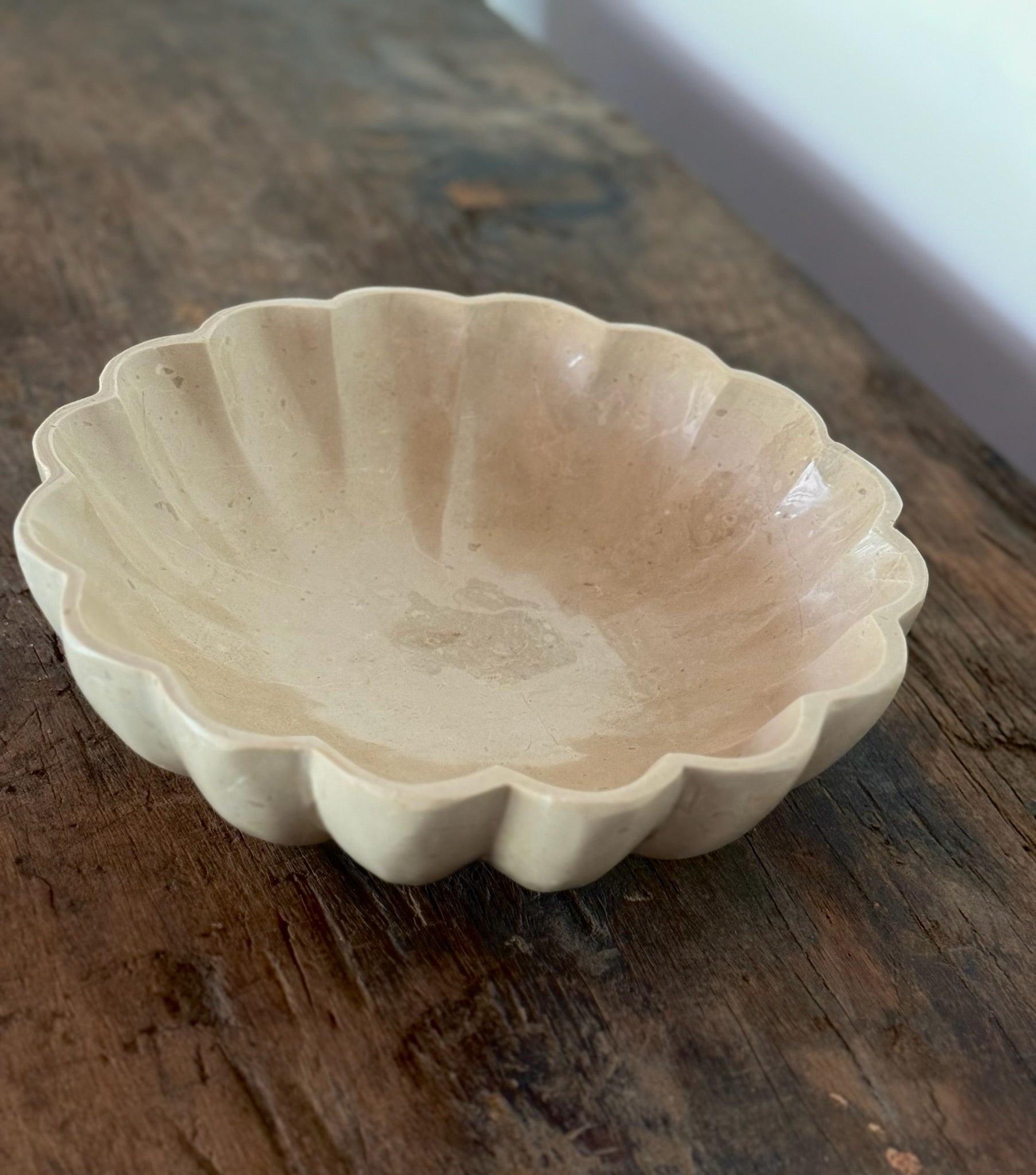 Scalloped Tan Marble Bowl