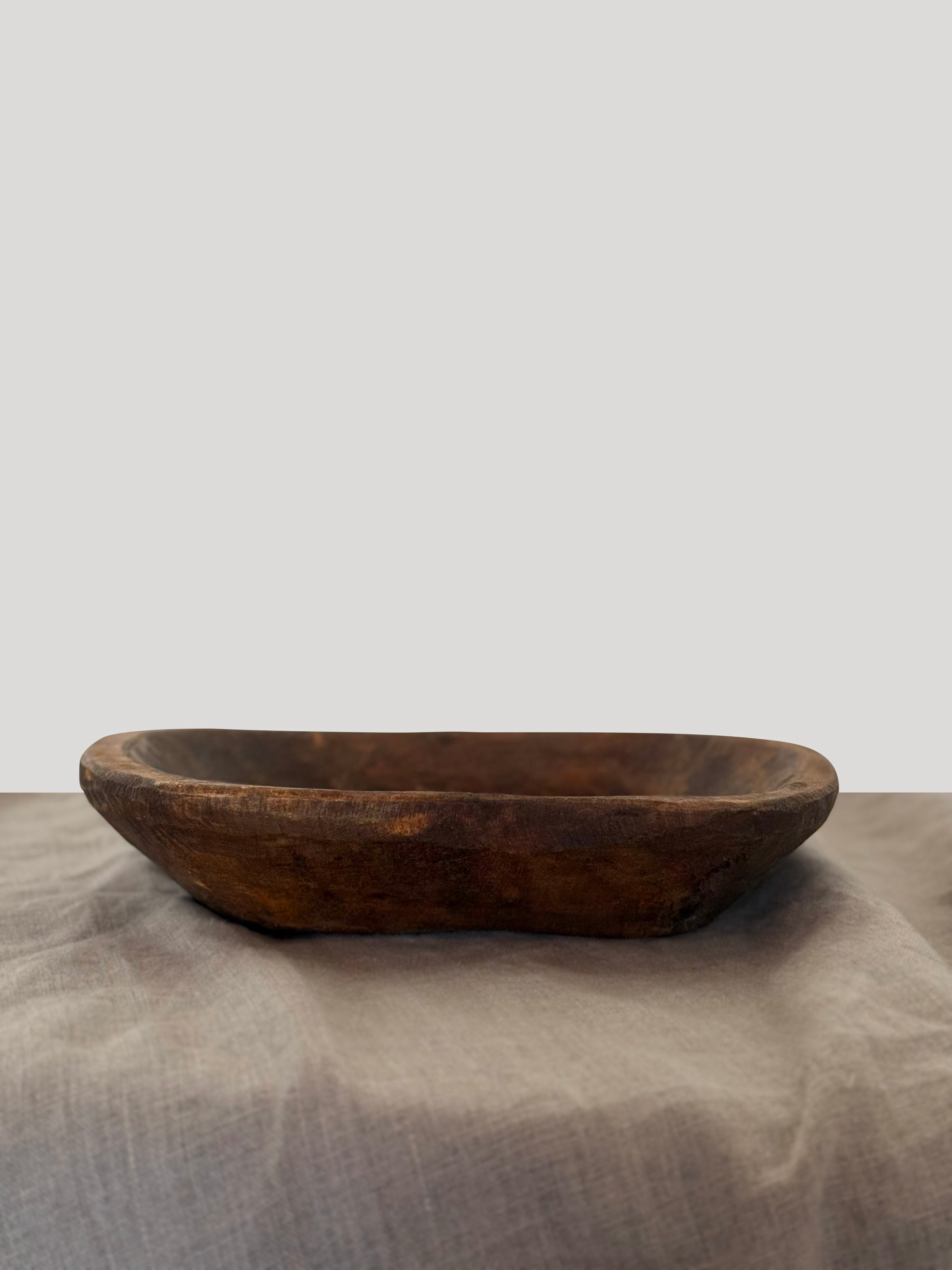 Primitive Farmhouse-style Wood Bowl